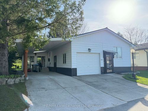 44 Briarwood Crescent, North Huron, ON, N0G2W0 | Card Image