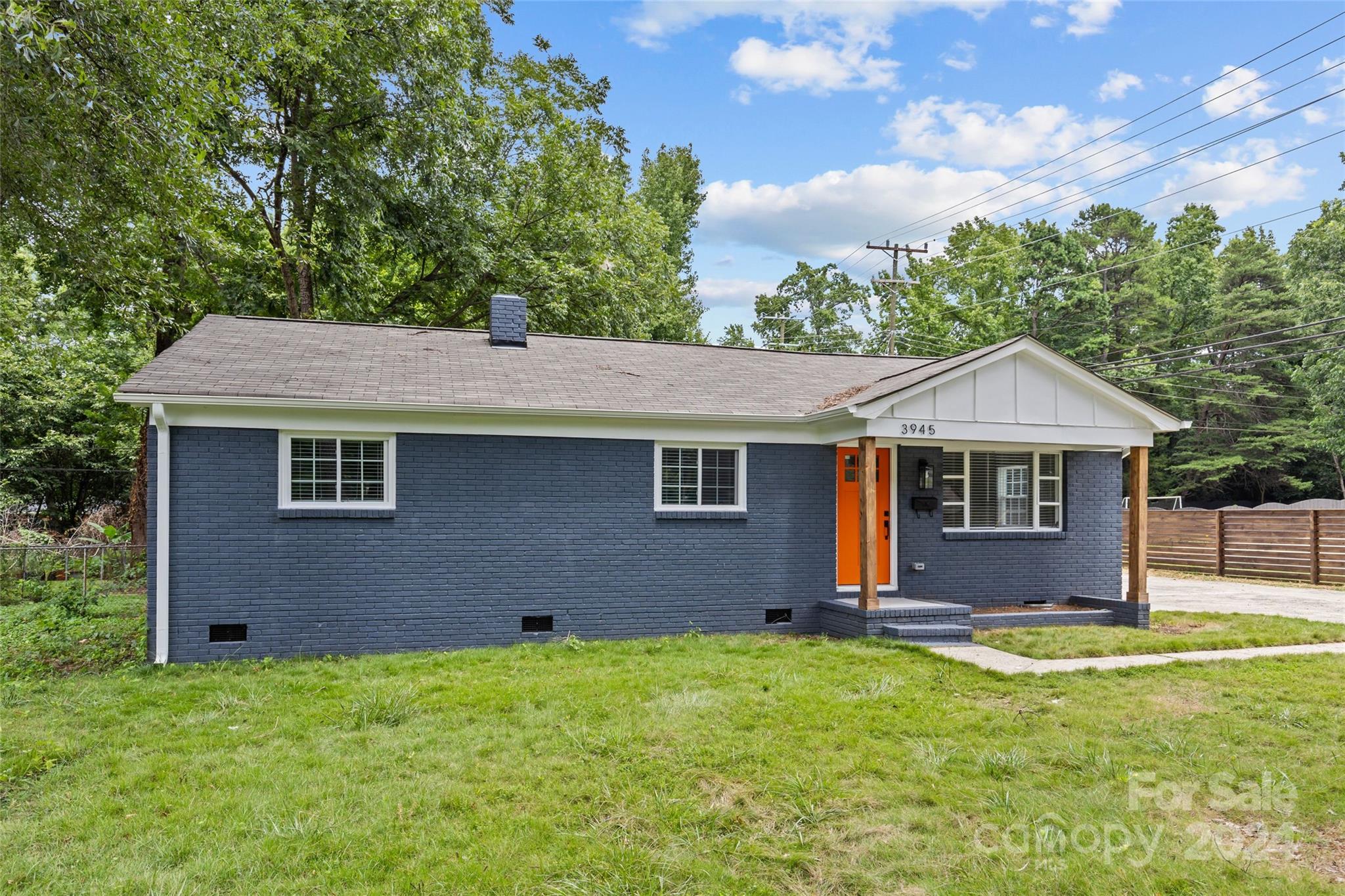 Foxford Pl, Charlotte, NC 28215
