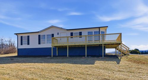 55 Chestnut Meadows Dr, Martinsville, VA, 24112 | Card Image