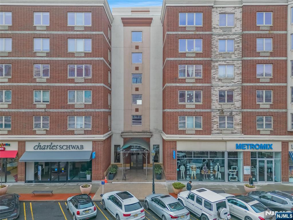 Residential in Edgewater 5