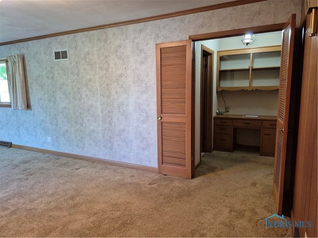 1100 Cherry Ln, House other with 3 bedrooms, 2 bathrooms and 2 parking in Findlay OH | Image 6