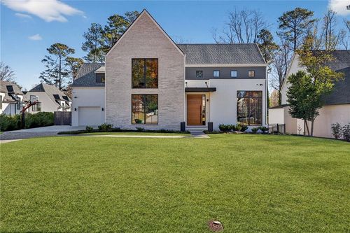 4795 Merlendale Ct, Sandy Springs, GA, 30327-3316 | Card Image