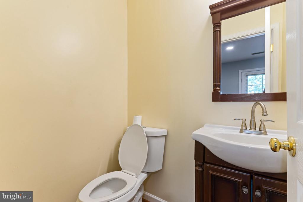 Residential Lease in STERLING