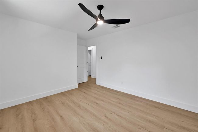 5015 Monteith Dr, House other with 3 bedrooms, 2 bathrooms and 2 parking in Spring TX | Image 25