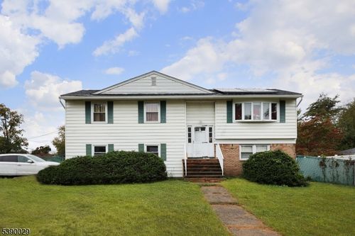 174 Dutton St, SOMERSET, NJ, 08873-2943 | Card Image