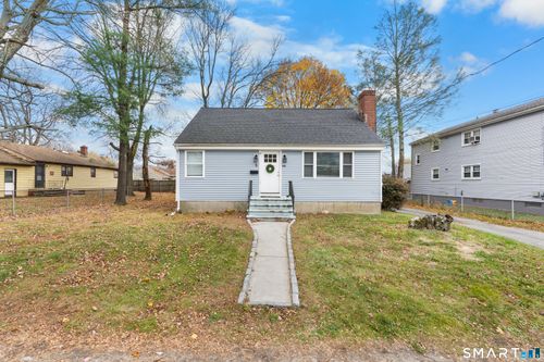 5 Cloverhill Ave, Bridgeport, CT, 06606-1504 | Card Image