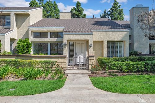 94 Smokestone, Irvine, CA, 92614-5415 | Card Image