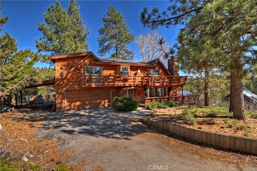 1035 Fawnskin Dr, Fawnskin, CA, 92333-1029 | Card Image