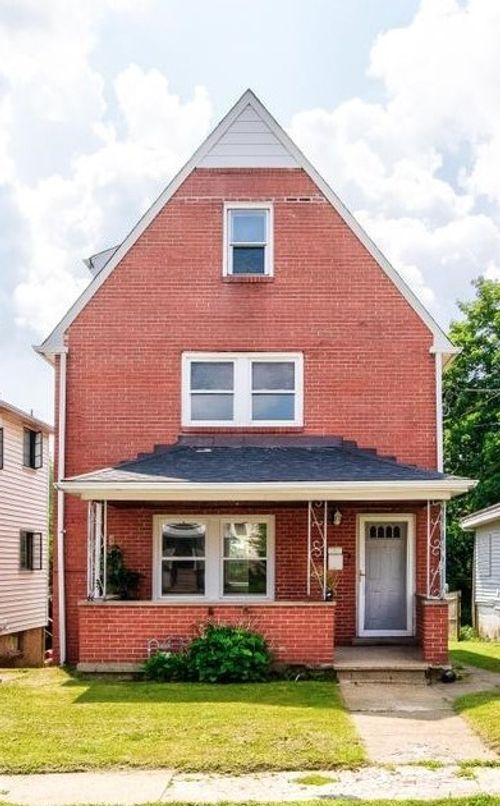 1709 Main St, Aliquippa, PA, 15001-3052 | Card Image