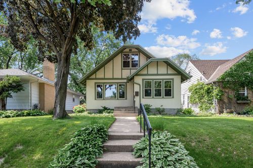 5136 16th Ave S, Minneapolis, MN, 55417-1208 | Card Image