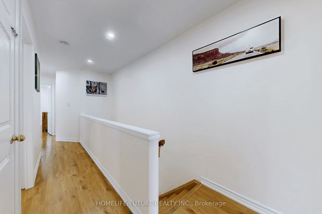 83 Dandelion Rd, House attached with 5 bedrooms, 4 bathrooms and 2 parking in Brampton ON | Image 12