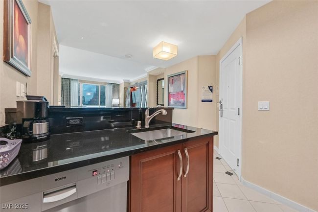 Kitchen | Image 20