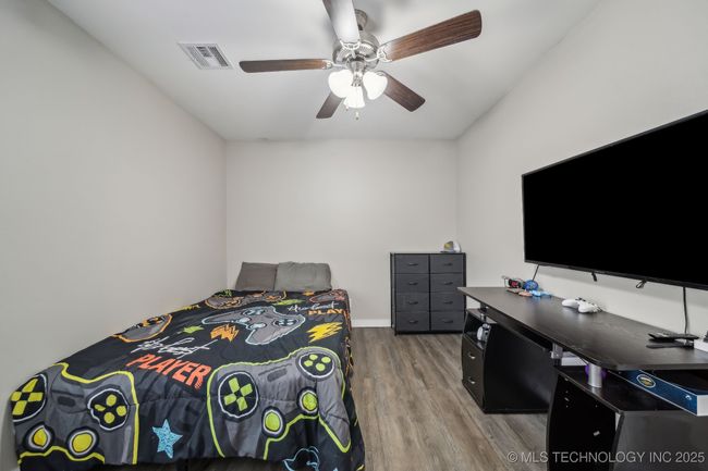 11001 117 Th East Pl, House other with 3 bedrooms, 2 bathrooms and null parking in Owasso OK | Image 21