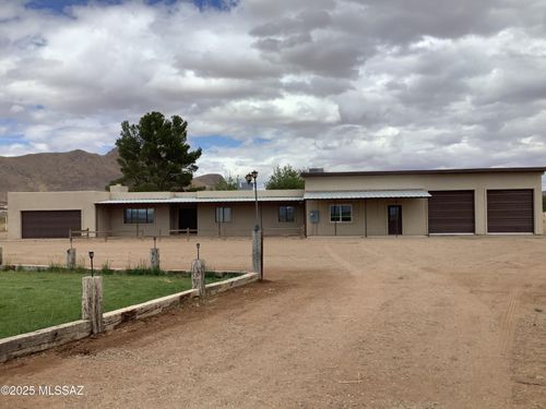 3607 E Mule Deer Rd, Pearce, AZ, 85625-6199 | Card Image