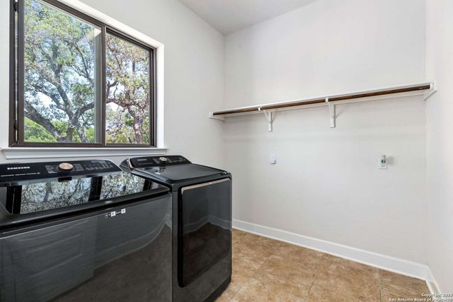 118 Madrone Trl, House other with 5 bedrooms, 5 bathrooms and null parking in Boerne TX | Image 39
