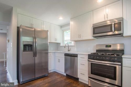 2436 Smith Ave, BALTIMORE, MD, 21209-2634 | Card Image