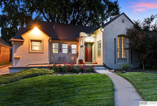 910 S 58th St, Omaha, NE, 68106-1212 | Card Image