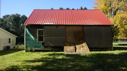 1226 N Benton Center Rd, Benton Harbor, MI, 49022-9754 | Card Image