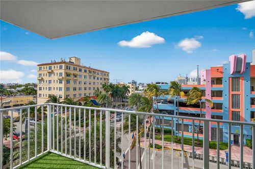 504-1255 Collins Ave, Miami Beach, FL, 33139-4621 | Card Image