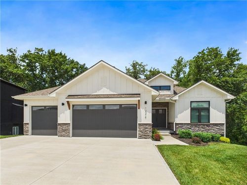 1248 Rich Blvd, Warrensburg, MO, 64093-4503 | Card Image