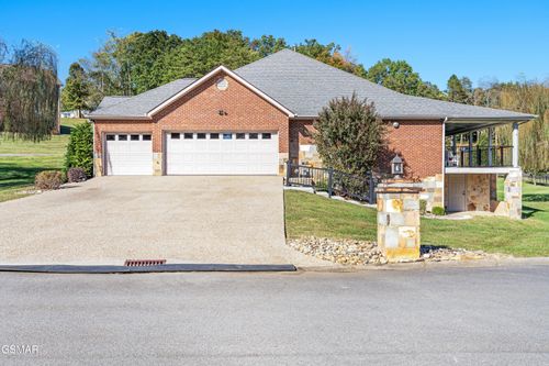 1623 Mckinley View Blvd, Sevierville, TN, 37862-9113 | Card Image