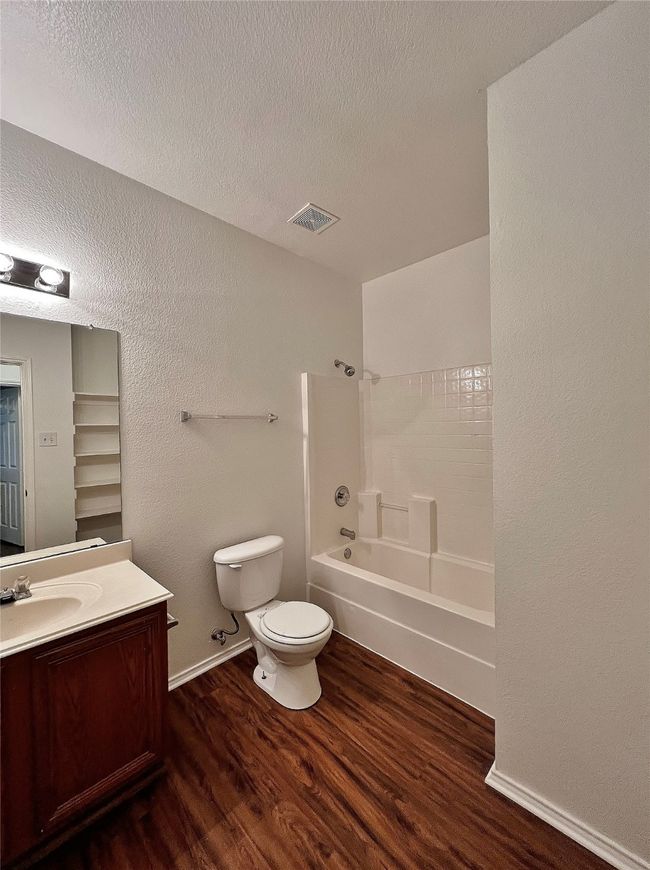 7221 Fossil Hill Dr, House other with 3 bedrooms, 2 bathrooms and null parking in Arlington TX | Image 6