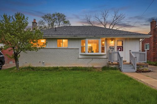 28467 Florence St, Garden City, MI, 48135-2738 | Card Image