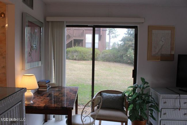 156 lanai 22 | Image 36