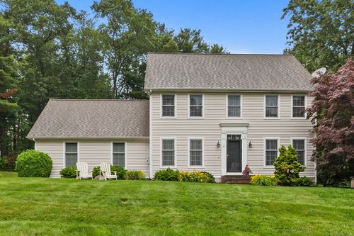 8 Lookout Lndg, Ellington, CT, 06029-2541 | Card Image