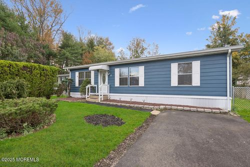 5 Fallow Dr, Manalapan, NJ, 07726-3817 | Card Image