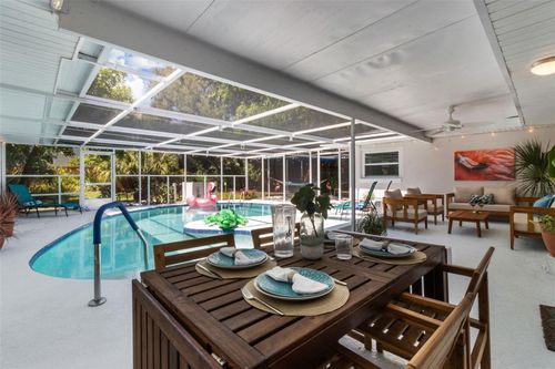 4665 Woodland Dr, St Petersburg, FL, 33708-3144 | Card Image