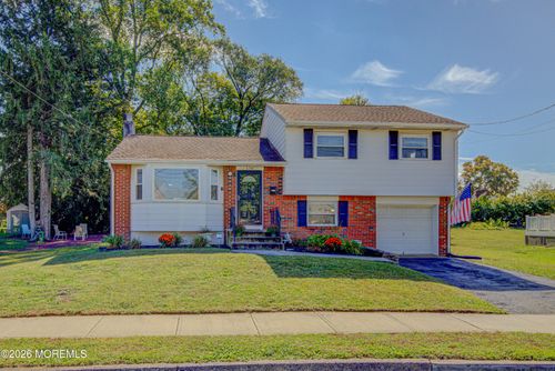 138 Gary Dr, Hamilton, NJ, 08690-3139 | Card Image
