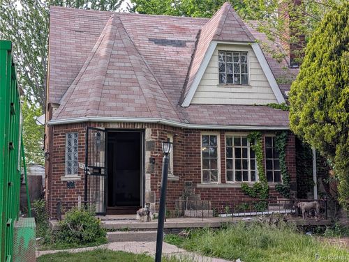 12283 Kilbourne St, Detroit, MI, 48213-1405 | Card Image