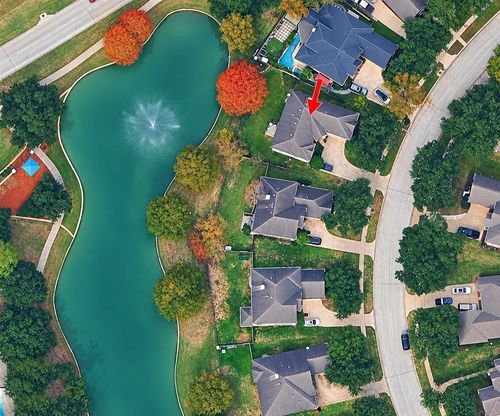 2113 Coldwater Bridge Ln, League City, TX, 77573-5316 | Card Image