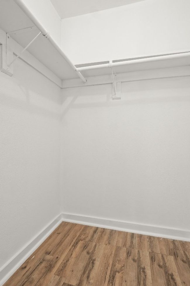 APT-101 - 5616 Emerald Forest Dr, Condo with 2 bedrooms, 2 bathrooms and 2 parking in Austin TX | Image 24
