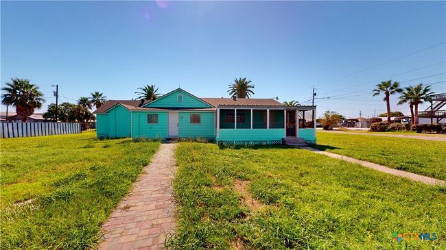 312 W Jefferson Avenue, House other with 4 bedrooms, 2 bathrooms and null parking in Port O'Connor TX | Image 43