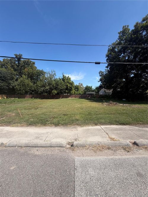 6710 Radcliffe St, Houston, TX, 77091-2254 | Card Image