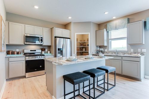 157 Snowdrop Trl, Waconia, MN, 55387 | Card Image