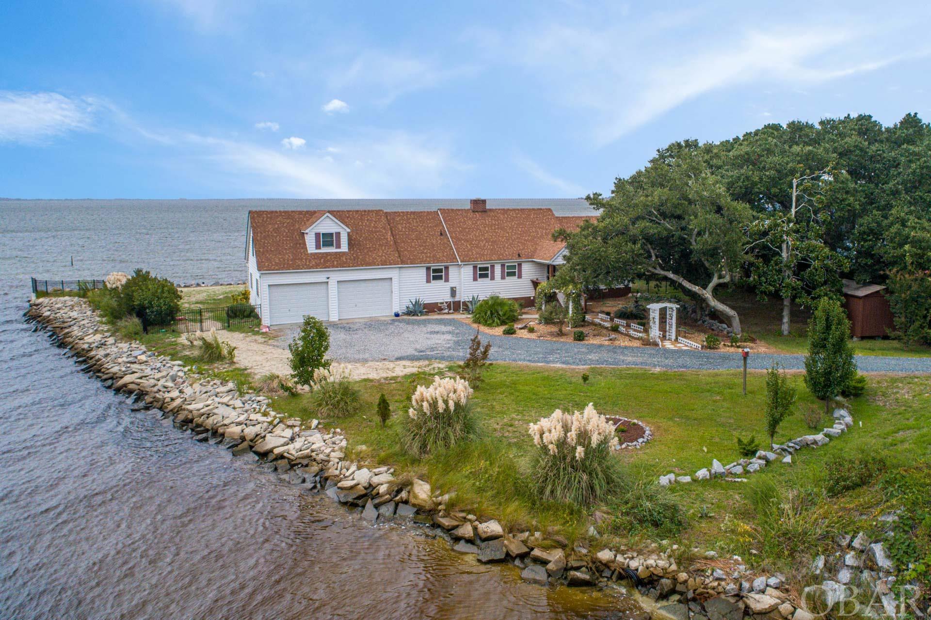 Burnside Rd, Manteo, NC 27954