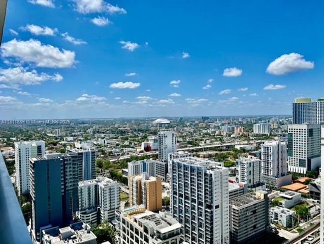 PH4023 - 1111 Sw 1 St Ave, Condo with 2 bedrooms, 2 bathrooms and null parking in Miami FL | Image 16