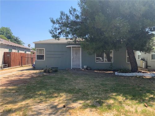 2839 N Stoddard Ave, San Bernardino, CA, 92405-3441 | Card Image