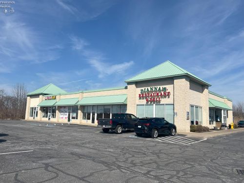 2853 E Harbor Rd, Port Clinton, OH, 43452-2679 | Card Image