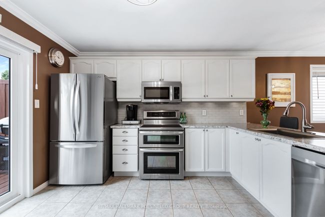 21 Dunsmore Lane, House other with 4 bedrooms, 3 bathrooms and 2 parking in Barrie ON | Image 12