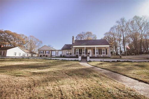 953 W Nc 27 Highway, Lincolnton, NC, 28092 | Card Image