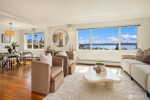 602-919 2nd Ave W, Seattle, WA, 98119-3776 | Card Image