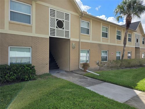 3-9941 Barley Club Dr, Orlando, FL, 32837-7824 | Card Image