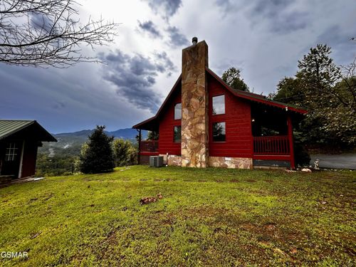 712 Nocks Drive, Gatlinburg, TN, 37738 | Card Image