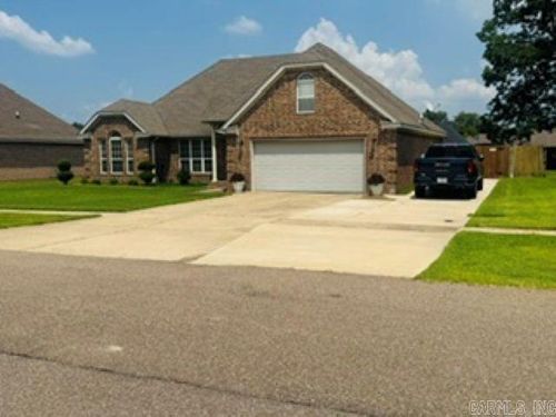 827 Boulevard Saint Germaine St, Marion, AR, 72364-5018 | Card Image