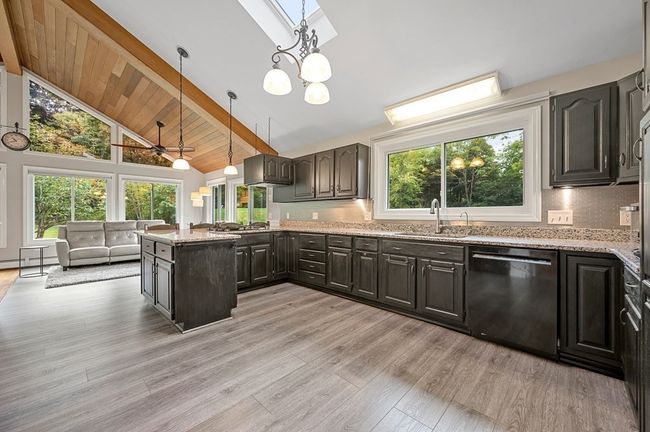 82 Central Tpke, House other with 4 bedrooms, 3 bathrooms and 10 parking in Sutton MA | Image 9