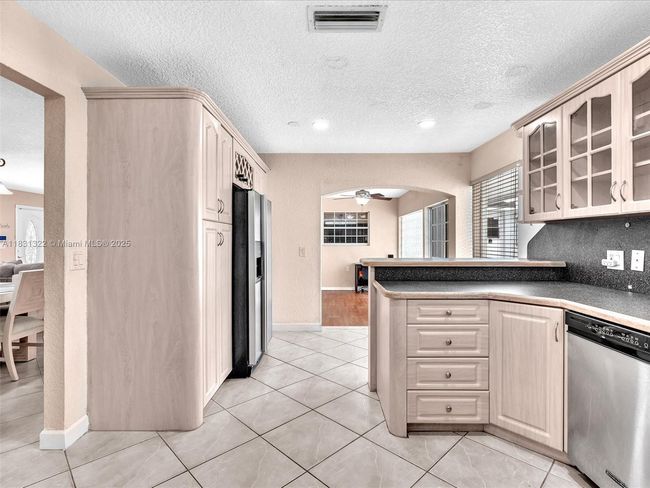 8970 Johnson St, House other with 3 bedrooms, 2 bathrooms and null parking in Pembroke Pines FL | Image 30